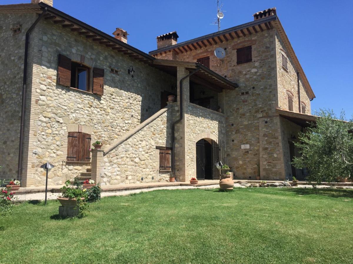 Agriturismo Pozzo Dei Cocci Villa Morleschio Luaran gambar